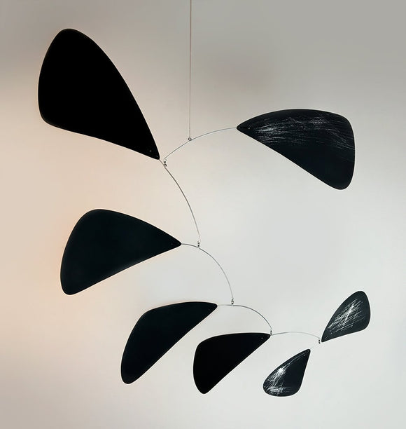 Hommage à Calder in Black II