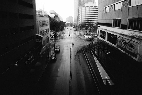 Series: Alone with the World - 01