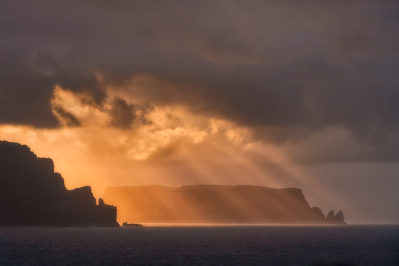 Tasman Island sunrise, Tasmania, 2026