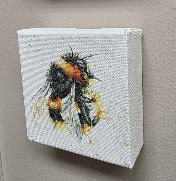Golden buzz