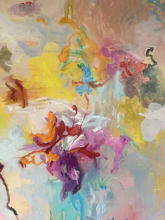 Between Bloom and Vanishing