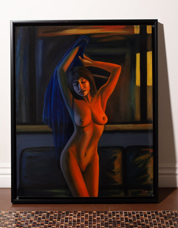 Lady in the Atrium 02