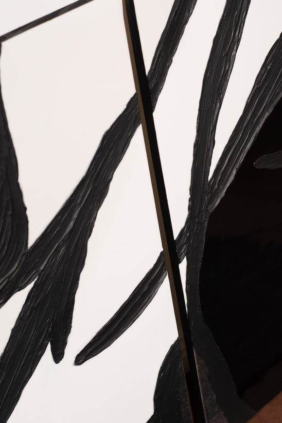 Dark Lines 001