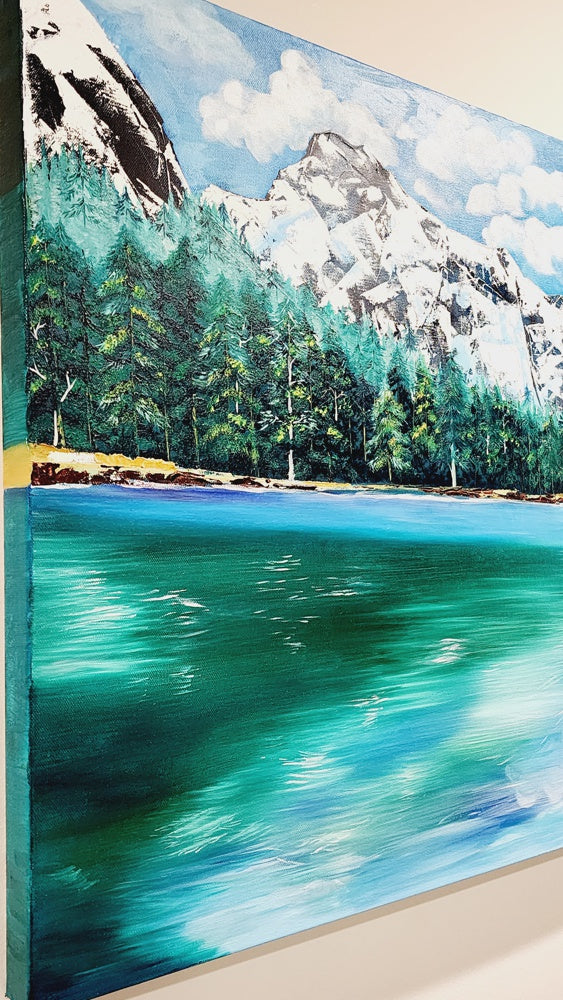"The Scenic Beauty of Emerald Lake"