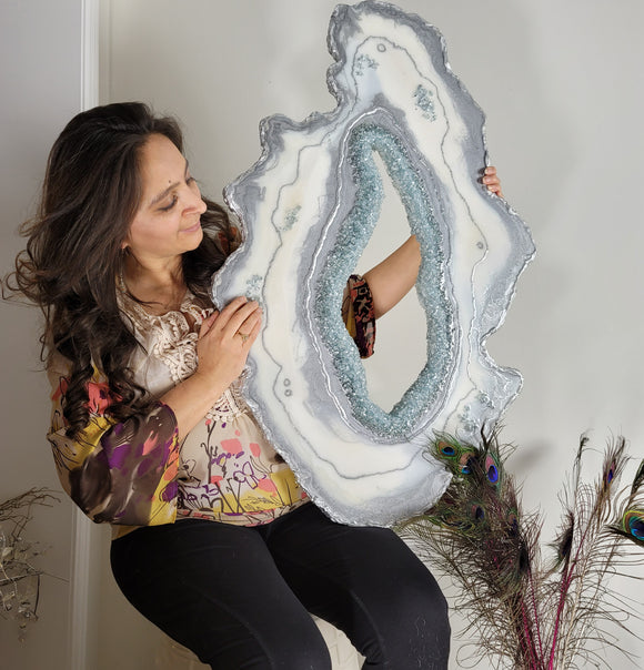 Resin Geode Wall Art in White and Silver